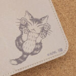 猫のダヤン / 衝撃吸収 マグネットベルト シンプル 手帳型レザーケース